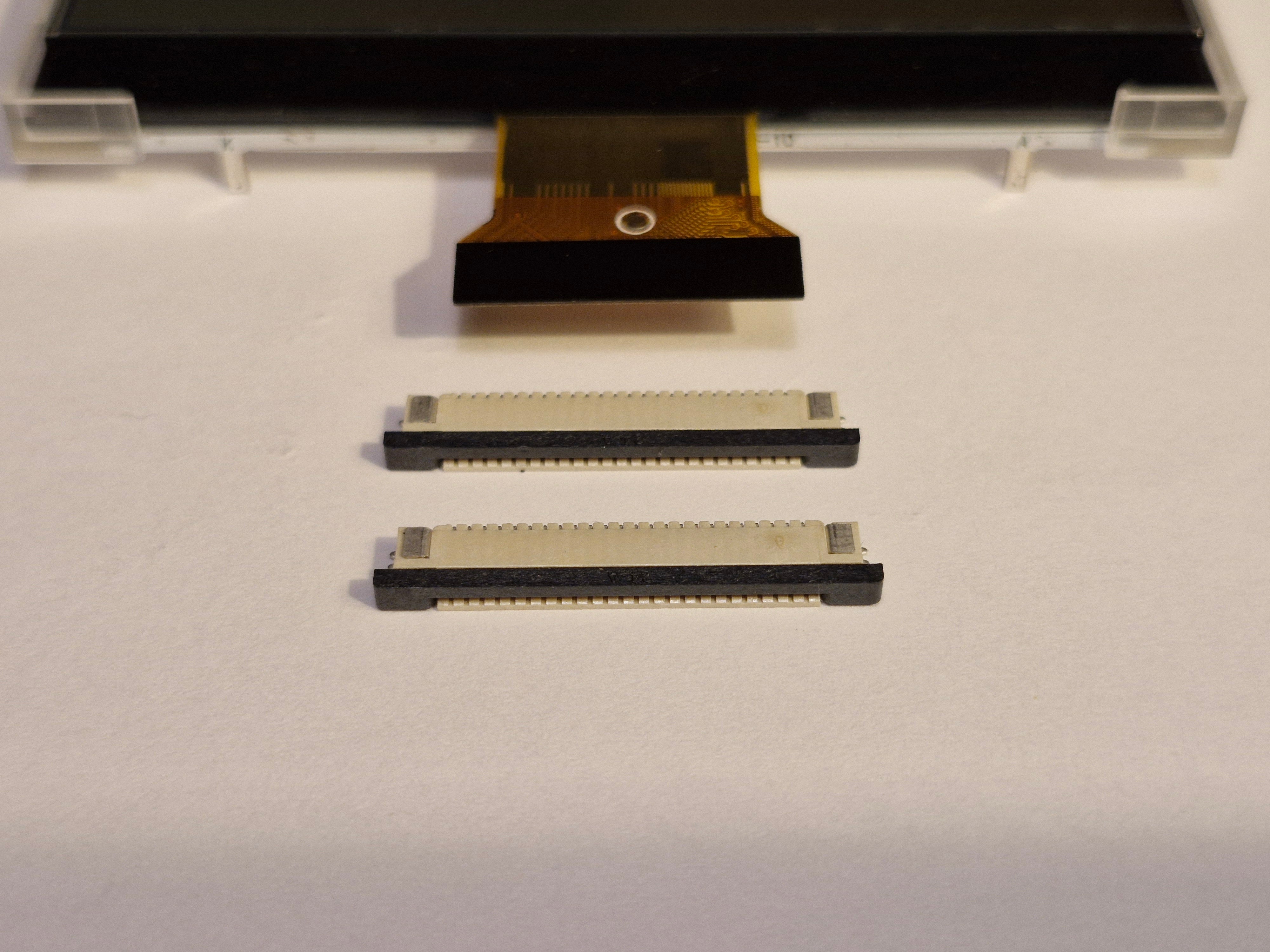 Display mit lötbarem Stecker 320 330X 420 430X 440 450X usw.